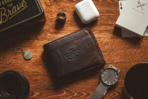 メンズ財布ブランドおすすめ | 価格帯・年代別に人気ブランドを紹介！