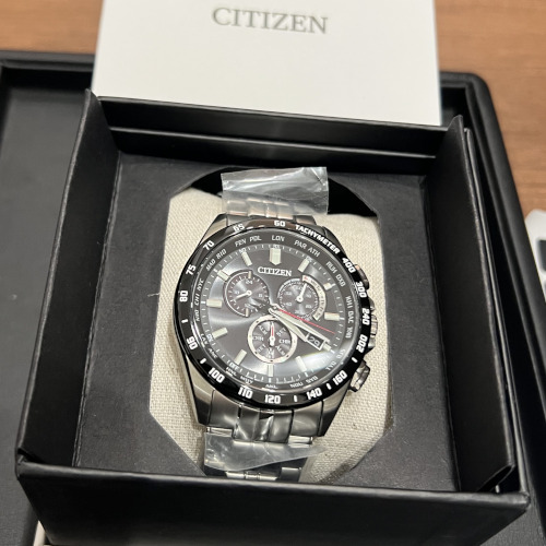 シチズン CITIZEN COLLECTION エコ・ドライブ電波 腕時計を買取