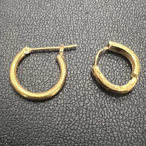 金・貴金属ピアス・イヤリング K18 片側ピアス2種を買取