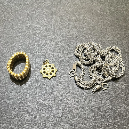 18金 K18 ダイヤモンドリング 他を買取