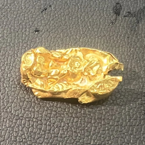 工業用貴金属 AU スクラップを買取