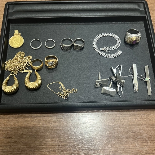 18金 K18 K14WG PT900等アクセサリー17点を買取