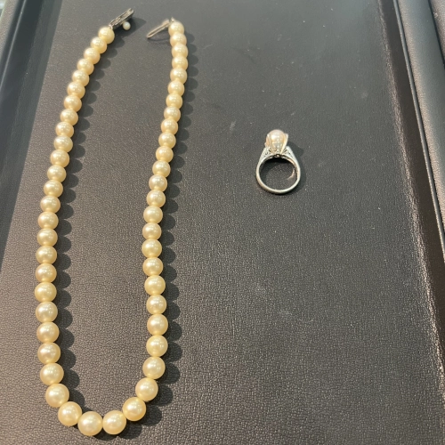 プラチナ900 Pt900 パールリングとパールネックレスを買取